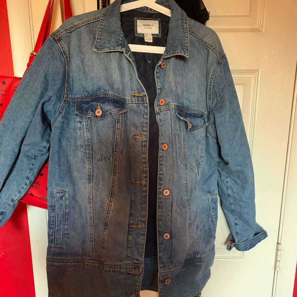 FOREVER 21 oversized Jean Jacket